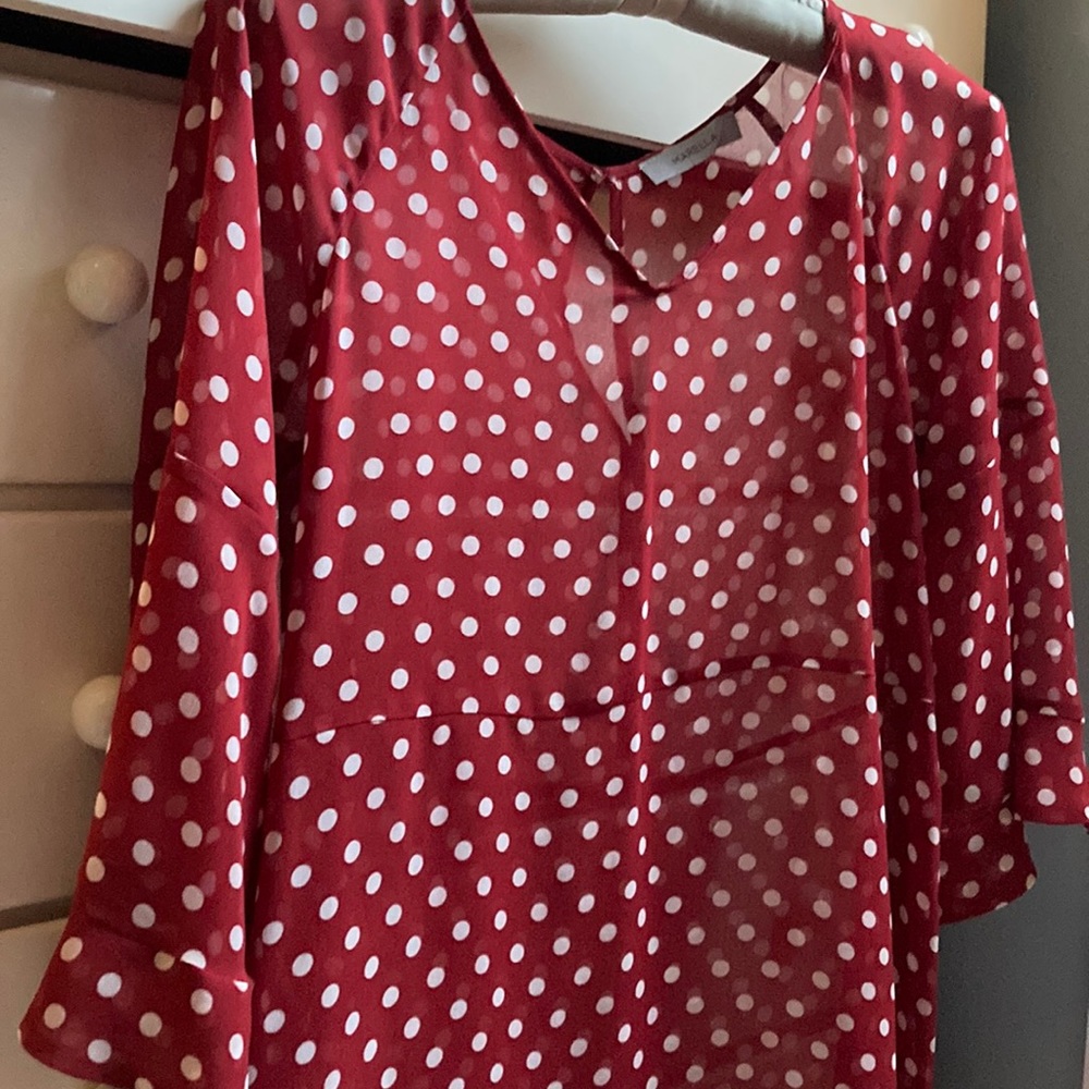 Floaty, ❣️bold over slip of knee-length dress by Marella- of MaxMara brand.